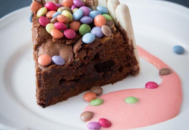 Fondant ourson en guimauve et chocolat, crème anglaise à la Fraise Tagada