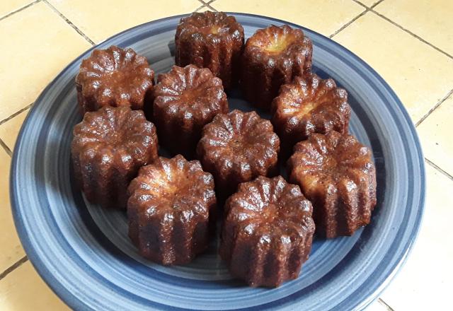 Cannelés bordelais moelleux et croustillants