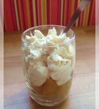 Verrine de poires caramélisées et mousse de foie gras