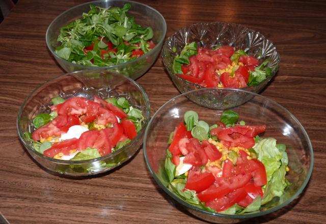 Salade laitue, tomates et poivrons