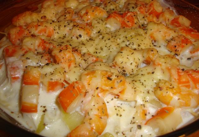 Gratin pommes de terre, surimi, crevettes