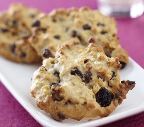 Palets aux flocons d'avoine, raisins secs et pépites de chocolat