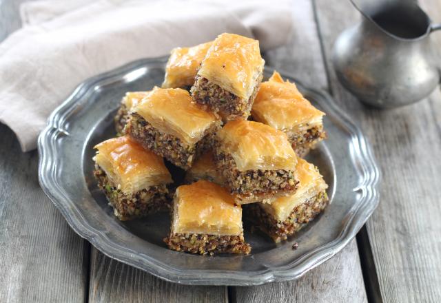 Baklava aux fruits secs et eau de fleur d'oranger