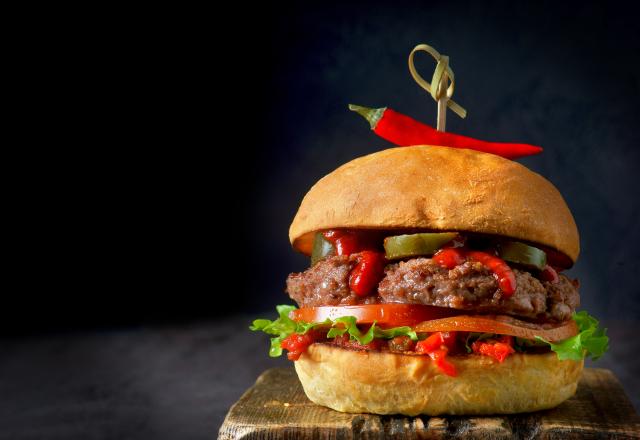 Une bouchée de ce burger pourrait vous envoyer à la morgue