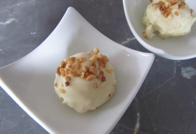 Boule coco chocolat blanc et pépites caramélisées