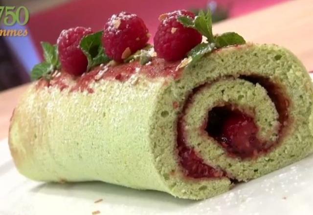 Biscuit roulé aux pistaches et framboises