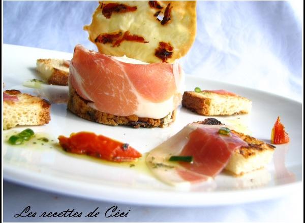 Bavarois d'asperges des sables des Landes IGP sur biscuit aux tomates confites et jambon d'Aoste