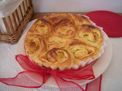 Brioche aux abricots caramélisés, anis et safran