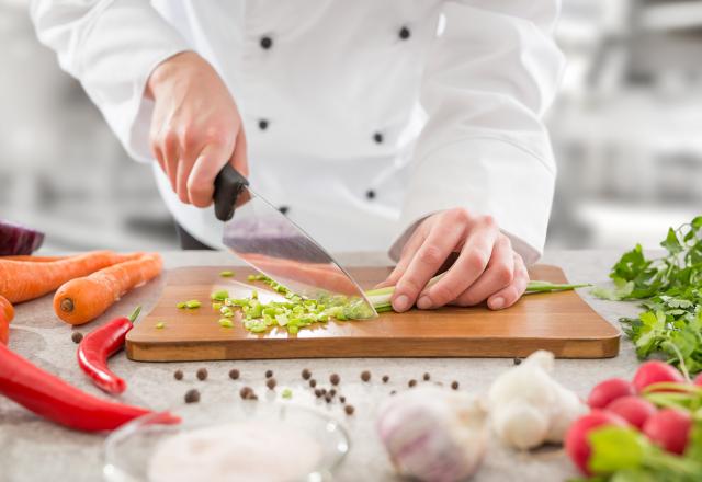 Ce chef dévoile 4 astuces de pro pour bien s’organiser quand on cuisine