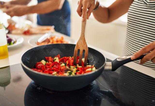 Ces poêles antiadhésives sont de véritables poisons pour votre santé, voici pourquoi !