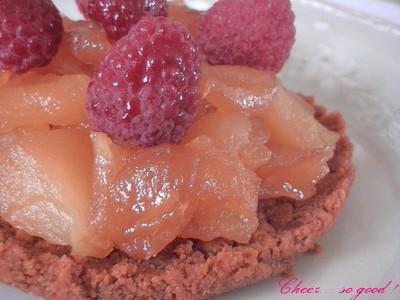 Tartelettes sablées aux spéculoos, pommes fondantes et framboises