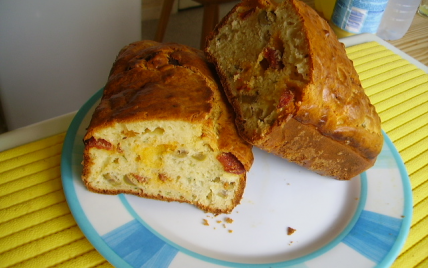 Cake au chorizo et olives