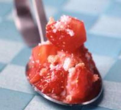 Tartare de fraises pour bébé