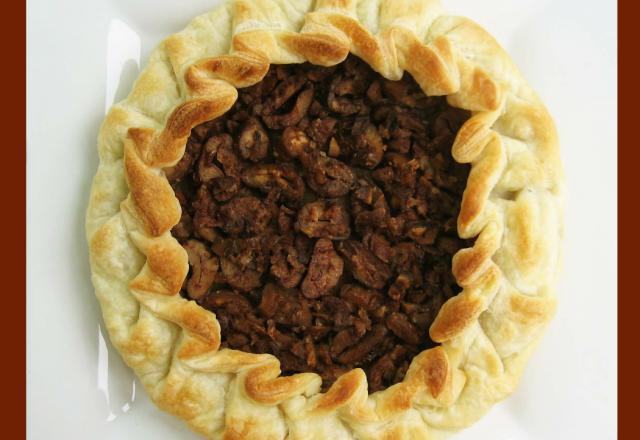 Tarte rustique aux châtaignes, amandes et à la cannelle