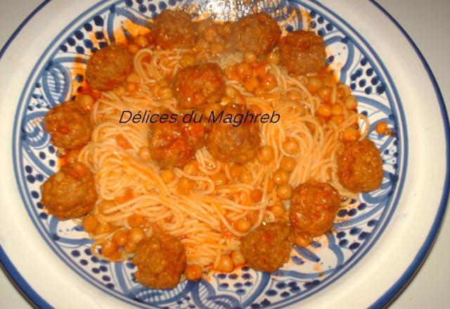 Spaghettis tunisienne à la boulette de viande à ma façon