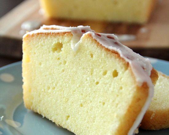 Lemon pound cake