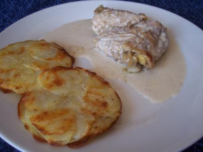 Poulet au roquefort rosaces de pommes de terre