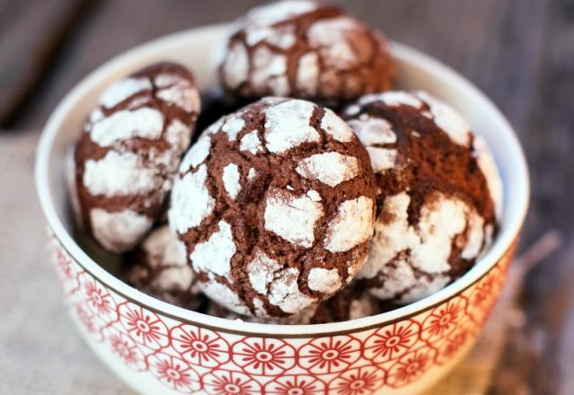 Biscuits craquelés au chocolat rapide