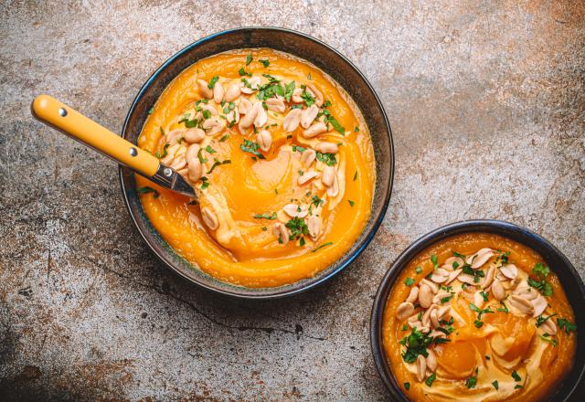 Misez sur une soupe équilibrée pour l’automne avec ce potage butternut et beurre de cacahuètes, un vrai régal !