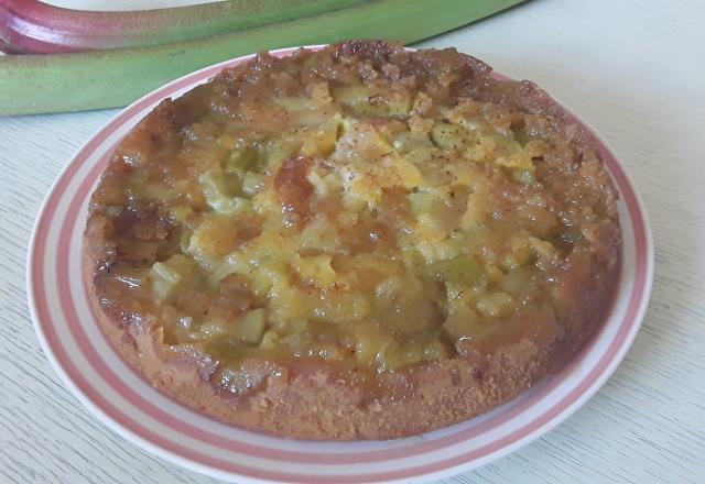 Gâteau rhubarbe façon tatin