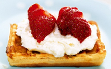 Gaufre aux fraises au chèvre frais