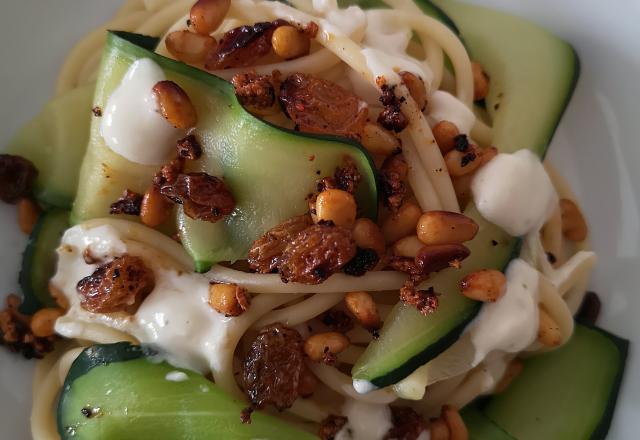 Spaghettis aux tagiatelles de courgette