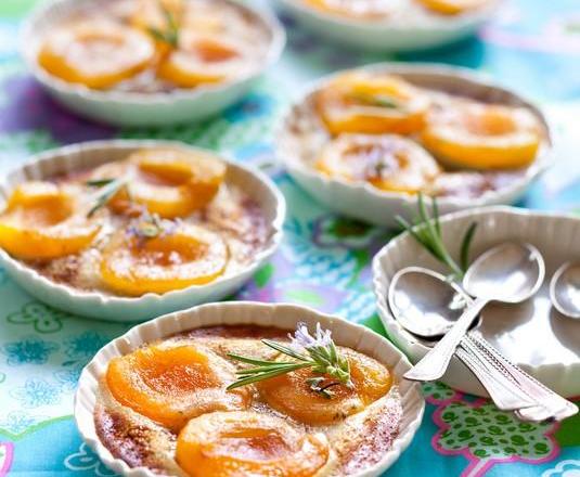 Petits gratins express aux abricots