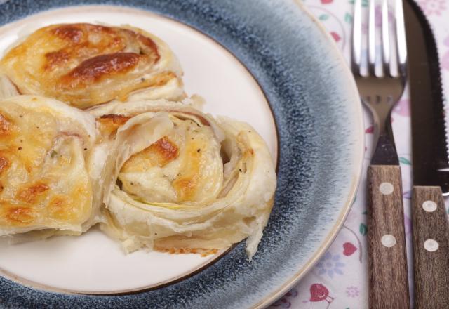 Petits feuilletés au jambon de Parme et Emmental