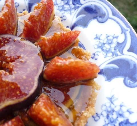 Tartelettes figues et mascarpone au miel de châtaigner sans cuisson