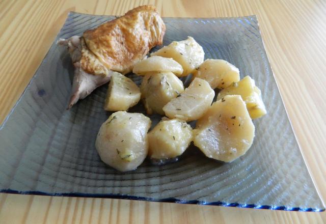 Pommes de terre, navets, poulet roti