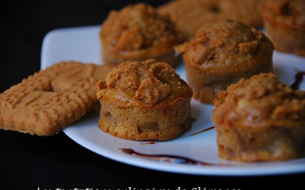 Fondants aux pommes, sirop de Liège et croustillant de speculoos