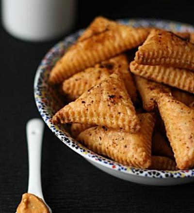 Biscuits feuilletés à la moutarde