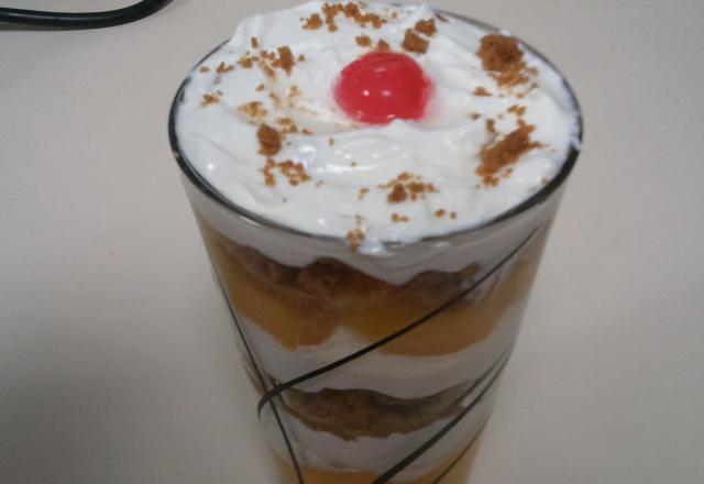 Verrine spéculoos aux fruits et sa mousse de citron