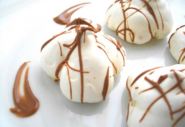 Meringues zébrées Tonka Chocolat