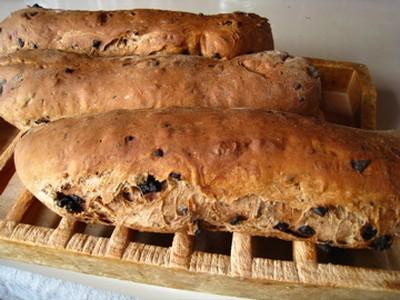 Pain aux olives et à la marjolaine