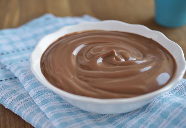 Crème au chocolat : recette simple et traditionnelle