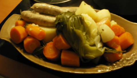 Pot au feu aux diots de Savoie