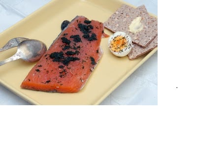 Recette scandinave du saumon mariné (gravlax)