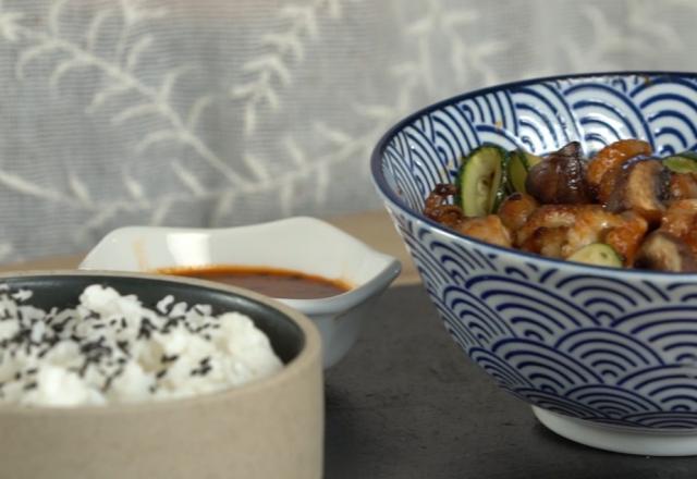 Petits poulpes rôtis à la sauce pimentée et légumes sautés