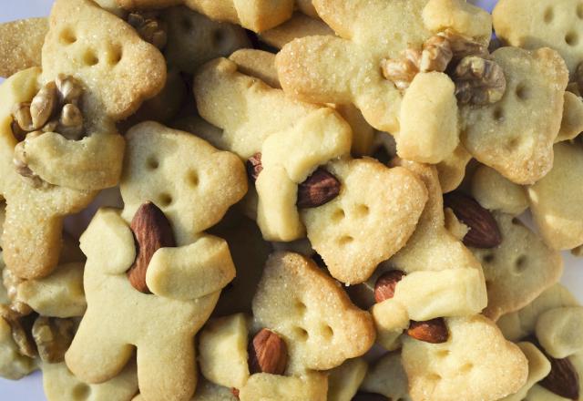 Petits biscuits ours aux amandes et aux noix