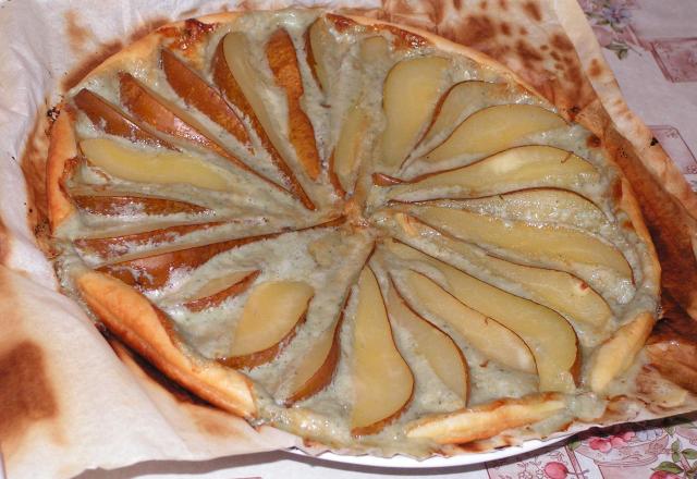 Tarte aux poires et roquefort