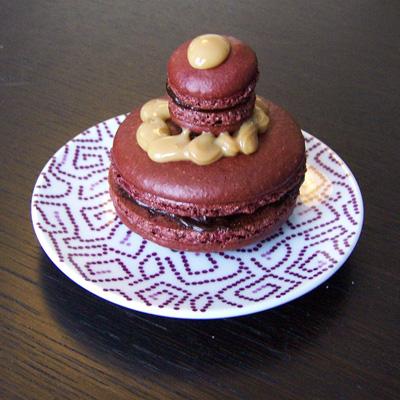 Religieuses de macarons aux chocolats