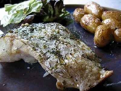 Lieu jaune grillé au fenouil, beurre au pastis