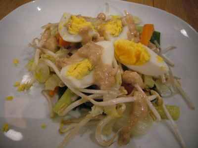 Salade indonésienne "gado-gado"