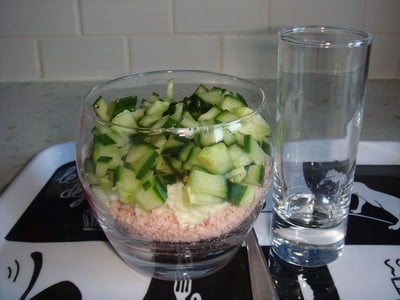 Verrine jambon, roquefort et concombre