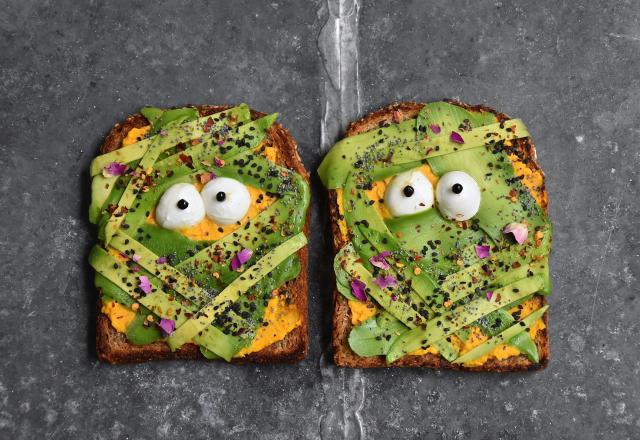 Toast d'avocat momifié