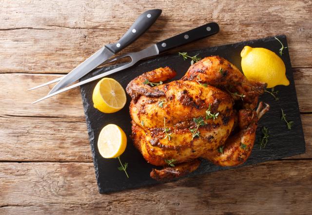 “Elle va vous faire gagner beaucoup de temps” : Norbert Tarayre dévoile son astuce pour découper facilement un poulet !