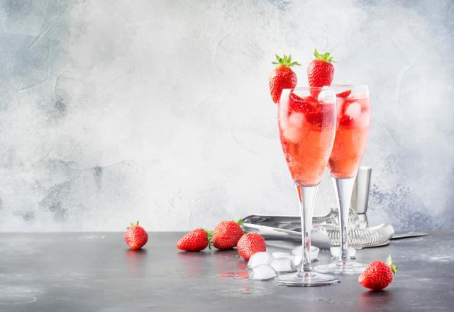 Découvrez ce cocktail italien à base de fraise et de prosecco qui change du spritz