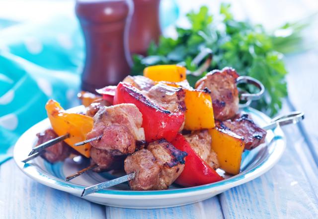 13 idées de brochettes pour profiter de l'été