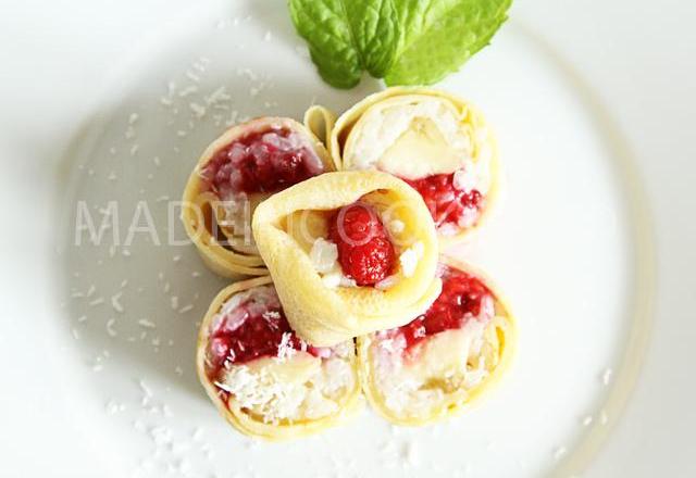 Maki aux framboises et aux bananes